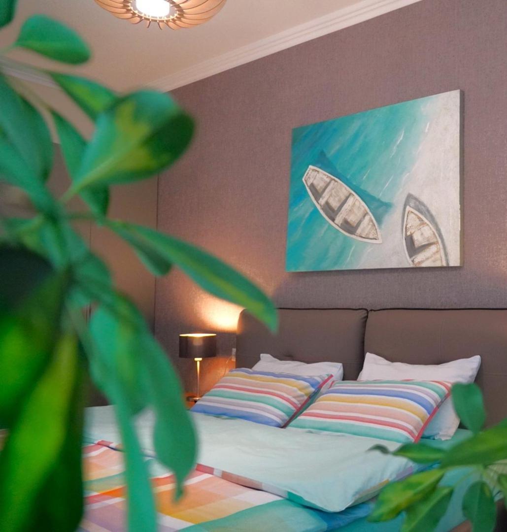 Season Suite Apart-Hotel Batoemi Buitenkant foto